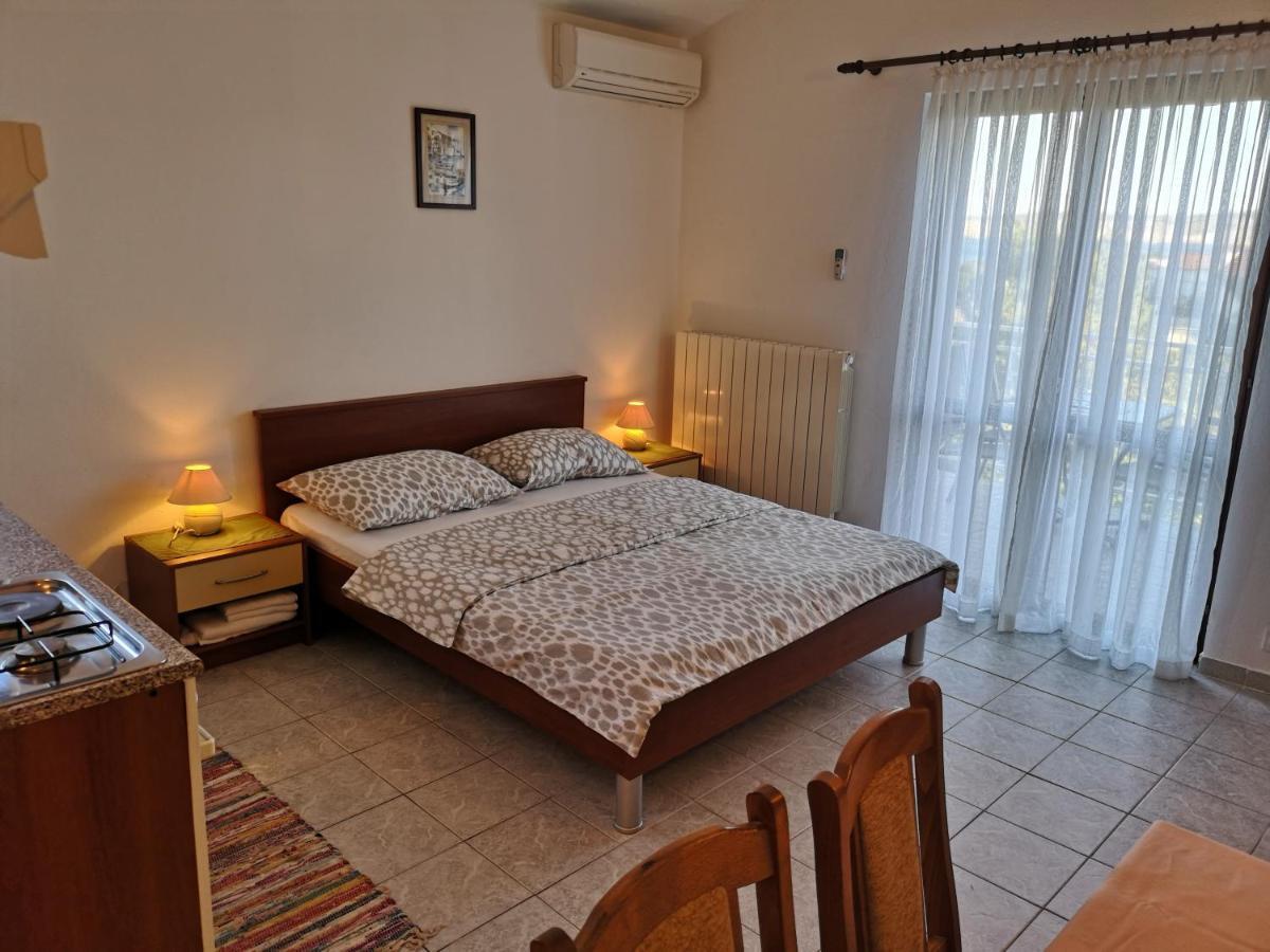 Villa Nina Seline ภายนอก รูปภาพ